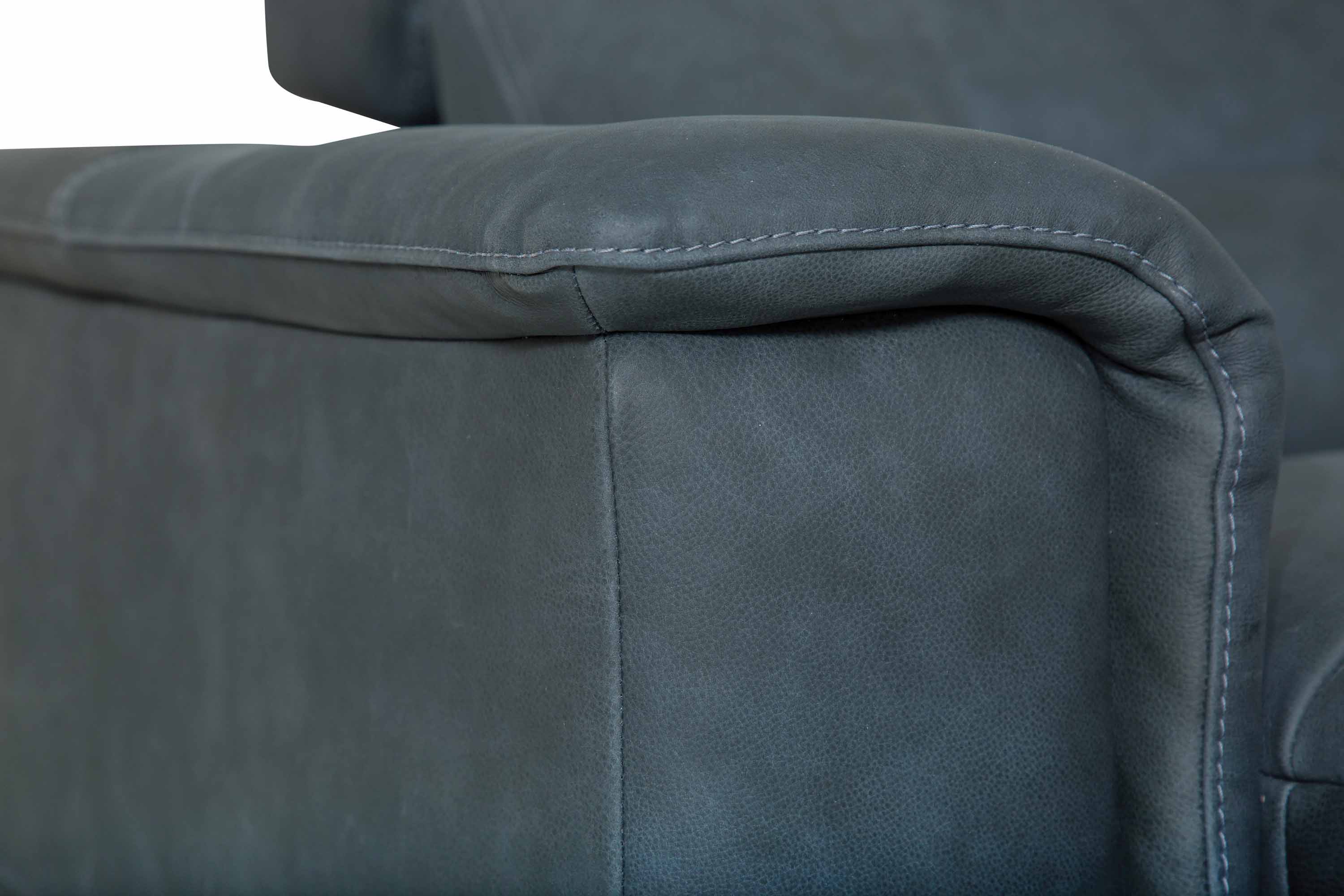 Keoni Leather Power Reclining Sectional With Articulating Headrest - Image 3