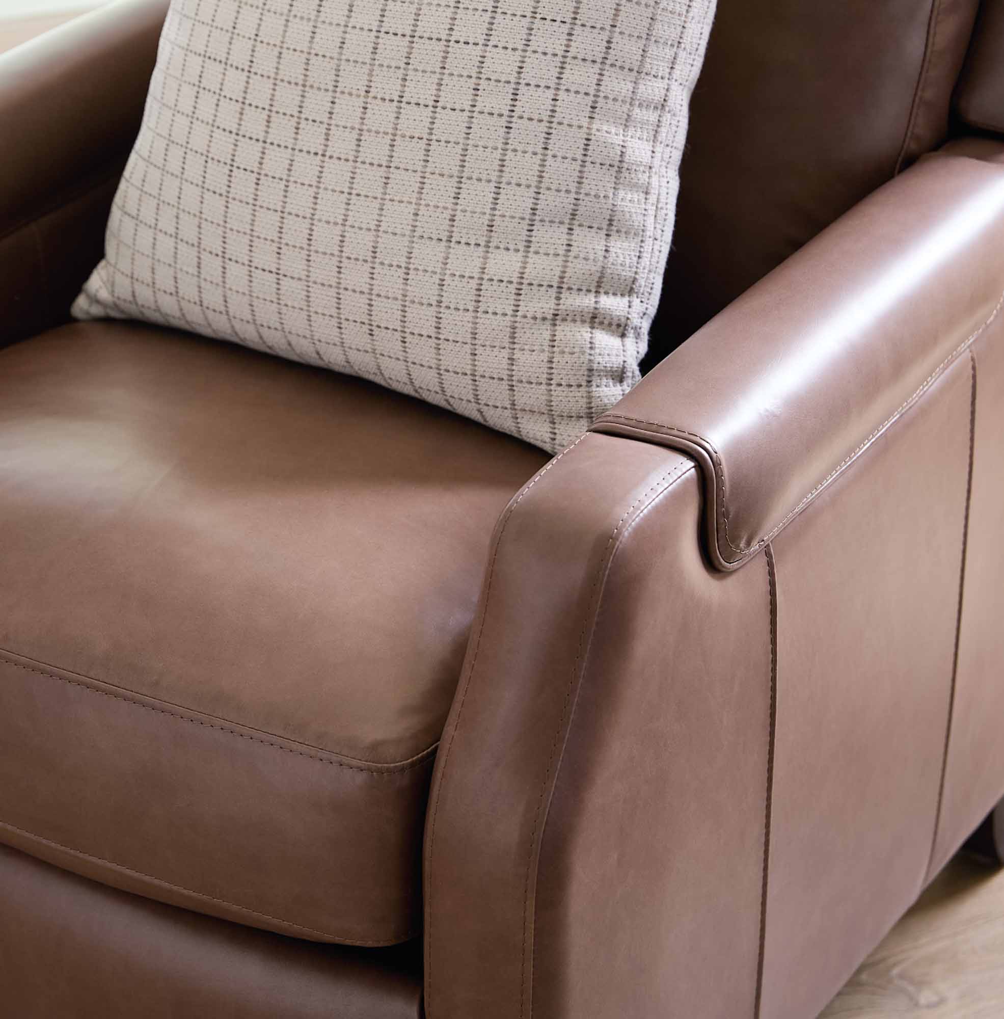 Nelson Leather Power Recliner With Articulating Headrest - Image 8