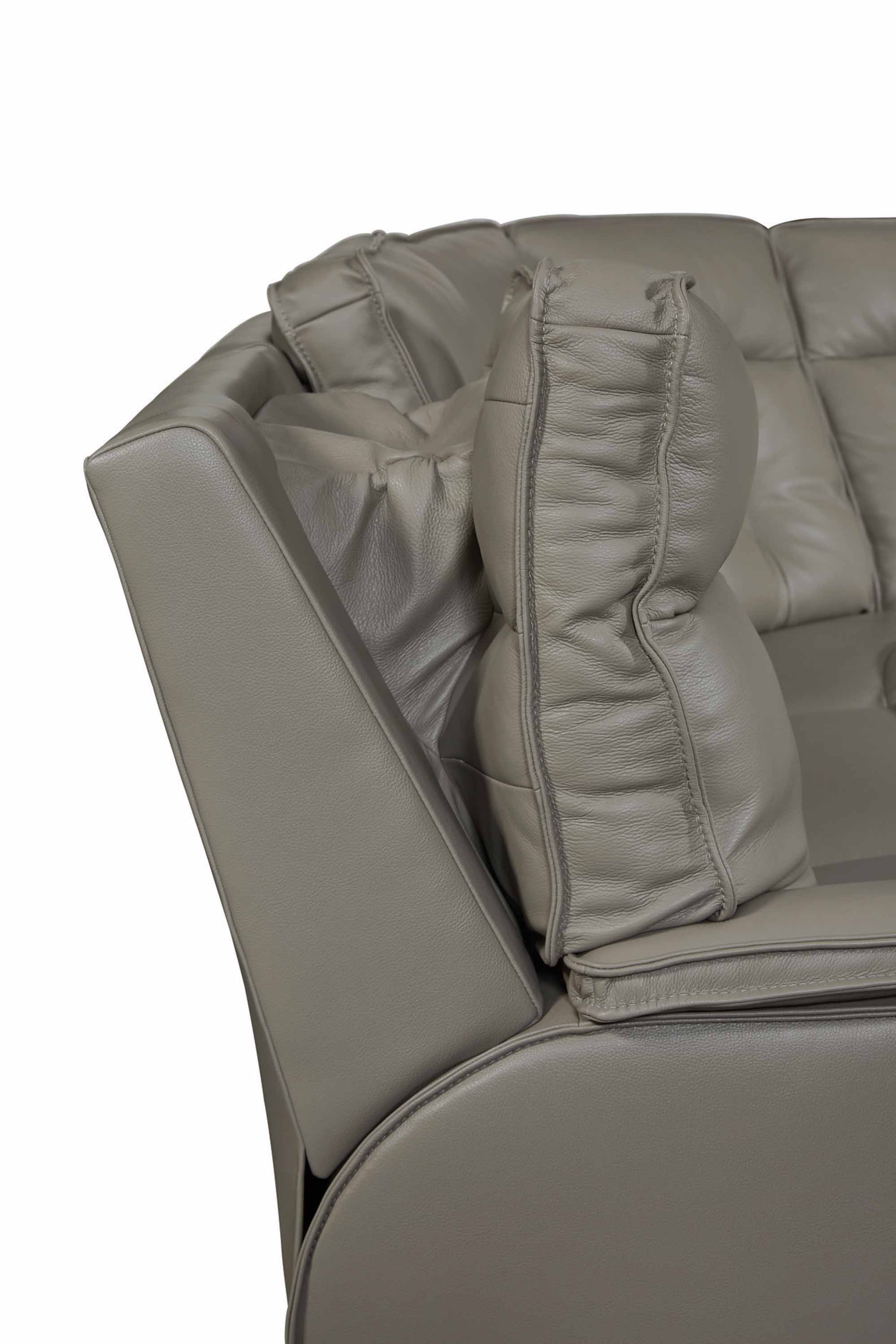 Oakley Leather Power Reclining Sectional With Articulating Headrest - Image 5